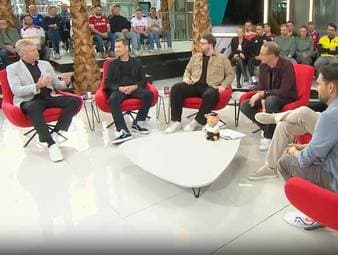 Warum zögert Dayot Upamecano mit einer Vertragsverlängerung beim FC Bayern? Der SPORT1 Doppelpass diskutiert die Gründe, während Experte Stefan Effenberg einen überraschenden Ersatz ins Spiel bringt.
