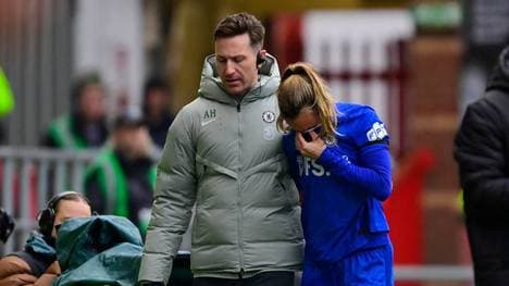 Nathalie Björn musste unter Tränen ausgewechselt werden