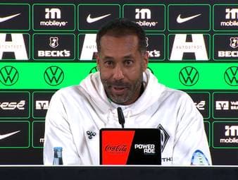 Mit dem Sieg in Wolfsburg sammelt Werder Bremen absolute Big Points im Abstiegskampf. Trotzdem wünscht sich Werder-Coach Daniel Thioune auch zukünftig die abstiegsgefährdeten Wolfsburger in der Bundesliga.