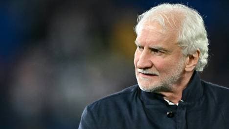 Bedauert den Ausfall von Serge Gnabry: Rudi Völler