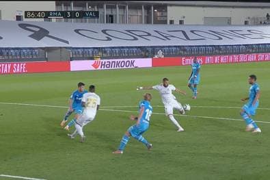 Benzema traumhaft! Reals Knipser macht's artistisch