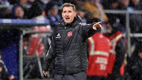 Nach zuletzt vier Auswärtsniederlagen in Folge holte das Team von Trainer Miroslav Klose einen Punkt