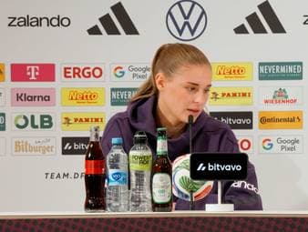 Jule Brand spricht über das WM-Qualifikationsspiel gegen Österreich und verrät, worauf es besonders ankommen wird.