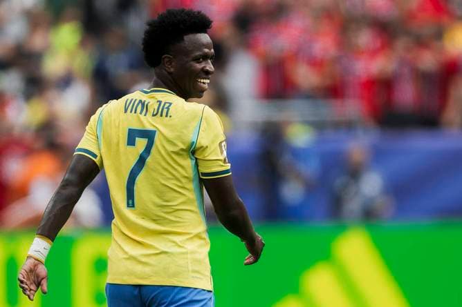 Transferticker: Heißer Poker um Vinícius