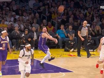 Die Los Angeles Lakers mit Shootingstar Luka Doncic treffen auf die Dallas Mavericks. Beim erneuten Wiedersehen gegen das ehemalige Franchise konnte Doncic wieder einmal brillieren.