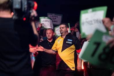 "Ich habe noch keine Einladung fürs Dschungelcamp"