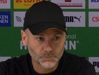 Fortuna-Trainer Alexander Ende ringt nach dem Total-Ausfall im Abstiegsduell gegen Fürth und dem daraus resultierenden Gang in die Drittklassigkeit um die richtigen Worte. So erklärt der Übungsleiter die krachende Pleite gegen Fürth. 