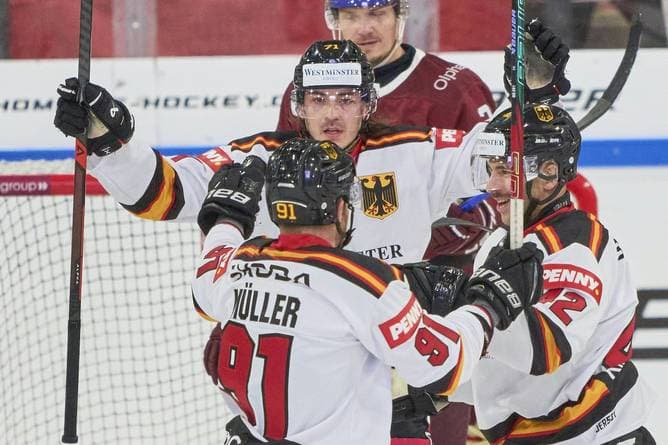 DEB-Männer laufen für Olympia warm