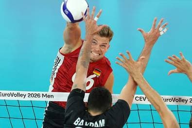 Deutsche Volleyballer gewinnen Krimi