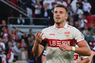 Demirovic gelingt Historisches