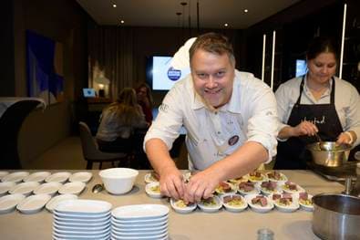DFB-Koch plaudert aus dem Nähkästchen