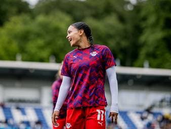 Rekord-Transfer in der Frauen-Bundesliga!