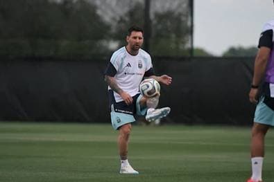 Aufatmen in Argentinien! Messi zurück Training