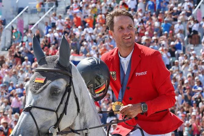 Verpönte Pferde-Praktik: Wirbel um deutschen Goldheld