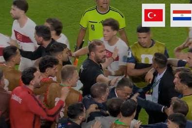Raus! Das wilde Türkei-Drama im Video