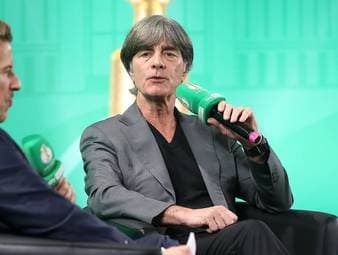 Löw: "Die ganze Nation hängt irgendwie dran"