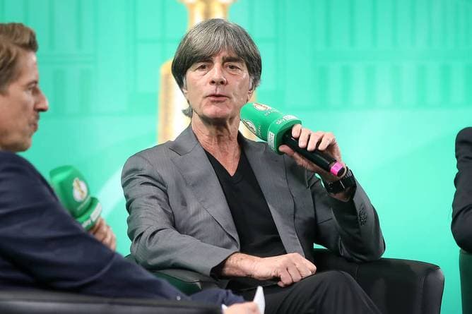 Löw: "Die ganze Nation hängt irgendwie dran"