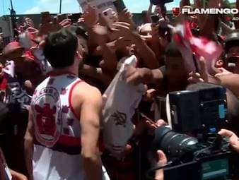 Lucas Paquetá kehrt von West Ham United in seine brasilianische Heimat zu Flamengo Rio de Janeiro zurück - und wird von den Fans umjubelt, als gäbe es kein Morgen mehr. 