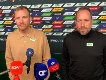 Die FCA-Bosse Michael Ströll und Benjamin Weber erklären die Trennung von Cheftrainer Sandro Wagner.