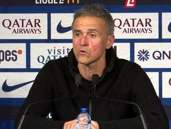 Im französischen Liga-Klassiker zwischen PSG und Marseille lässt der Hauptstadtklub nichts anbrennen. Mit einem fulminanten 5:0 feiern die Pariser den höchsten "Le-Classique-Sieg" jemals. Das freut auch Trainer Luis Enrique.