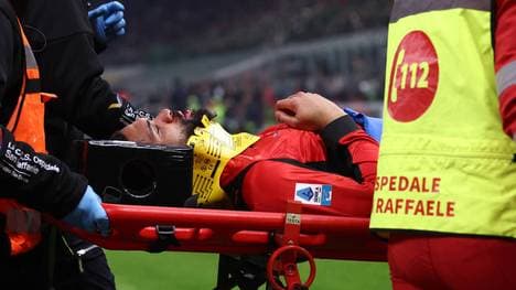 Ruben Loftus-Cheek musste mit der Trage abtransportiert werden