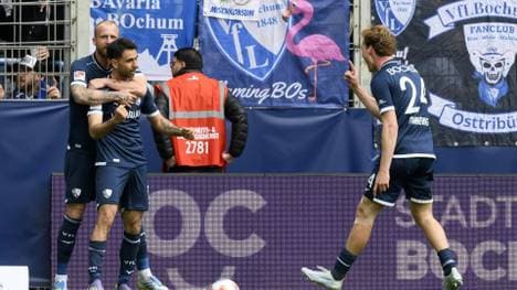 Gerrit Holtmann (m.) brachte Bochum in Führung
