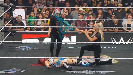 WWE-Fans forderten bei RAW die Rückkehr von Kairi Sane, als Asuka Iyo Sky angriff