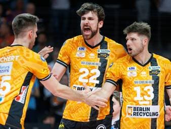Volleys mit Meister-Matchball