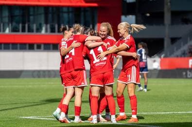 Bayern-Frauen springen an die Spitze