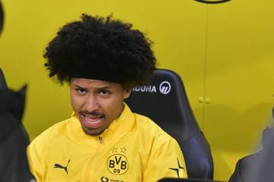 Adeyemi reagiert auf Gerüchte