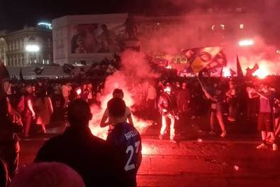 Pyro-Ekstase am Mailänder Dom nach Meistertitel