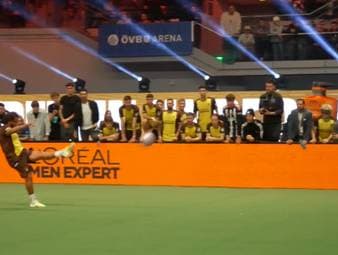 Die Icon League hatte auch am Matchday 12 einiges zu bieten, darunter zwei Traumtore von Brasilien-Legende Marcelo.