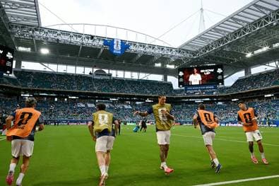 Vor WM-Spiel: Buschfeuer am Stadtrand von Miami