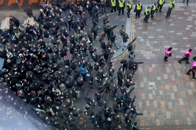 Der VfB-Fanmarsch in Glasgow im Video