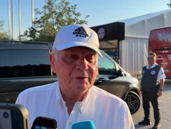 Auch in diesem Sommer gab es Bewegung im Bayern-Kader. Dabei freut sich Ehrenpräsident Uli Hoeneß über zwei hochkarätige Neuzugänge.