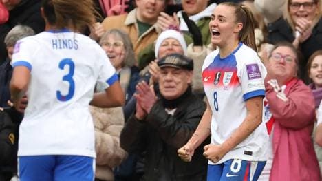 Georgia Stanway bejubelt ihren Treffer