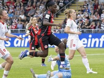 Bei Pflichtsieg: Sorgen um Nationalspielerin