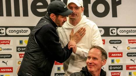 Plötzlich war er da: Julian Schuster (l.)