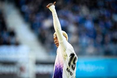 Verein gibt Transfer während des Spiels bekannt