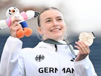 Lange ist Sportlerin des Monats