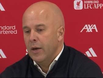 Arne Slot zeigt sich nach dem 1:1-Remis gegen Sunderland nicht unzufrieden mit der Leistung seines Teams. Der Liverpool-Trainer erklärt, warum die Ergebnisse beim FC Liverpool derzeit nicht stimmen.