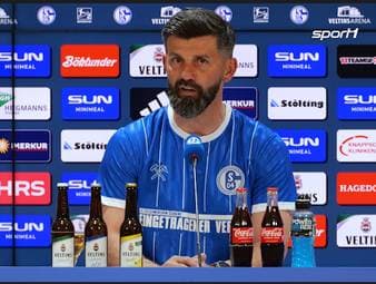 Vor dem möglichen Aufstiegsspiel des FC Schalke 04 gegen Fortuna Düsseldorf richten sich Trainer Miron Muslic und Pressesprecher Alex Jacob an die Fans. Ein Platzsturm soll vermieden werden.