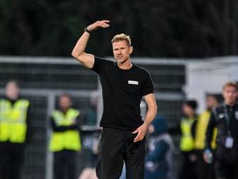 Favorit verschießt ALLE Elfmeter