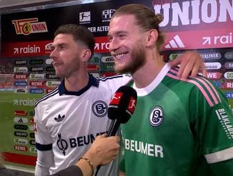 Nach dem 3:1-Sieg bei Union Berlin könnte die Stimmung bei Schalke 04 kaum besser sein. Und sogar während des Interviews bekommt Keeper Loris Karius das Grinsen nicht mehr aus dem Gesicht. Das hat aber einen guten Grund. 