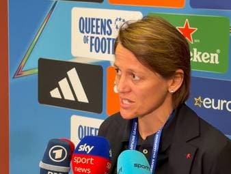 "Haare bis zum Gesäß": Bayern wünscht sich Revolution