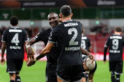 Leverkusen startet Titeljagd mit Sieg