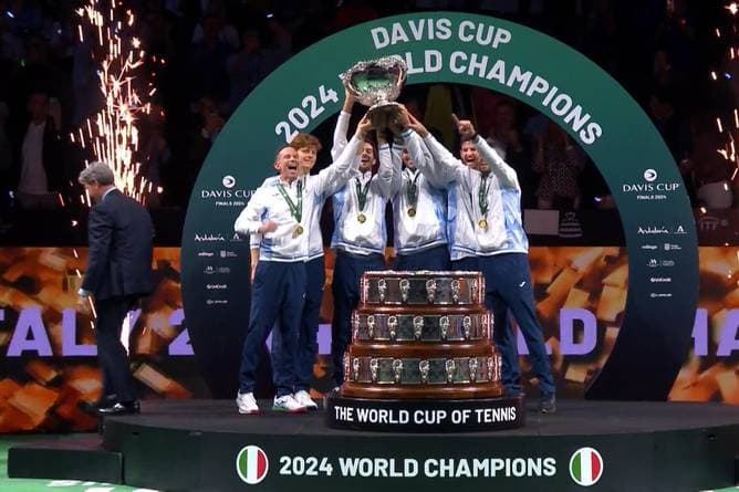 Sinner krönt seine Traumsaison – Italien feiert den Davis-Cup-Sieg!