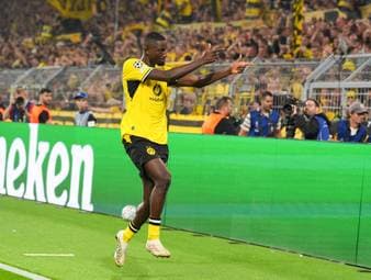 Zwei Schüsse, um an Lewandowski vorbeizuziehen