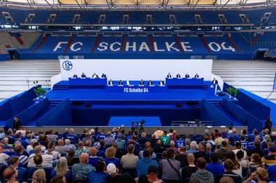 So lief die Mitgliederversammlung auf Schalke 