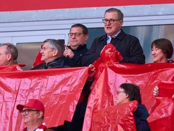 Bayern-Boss schwört Fans ein